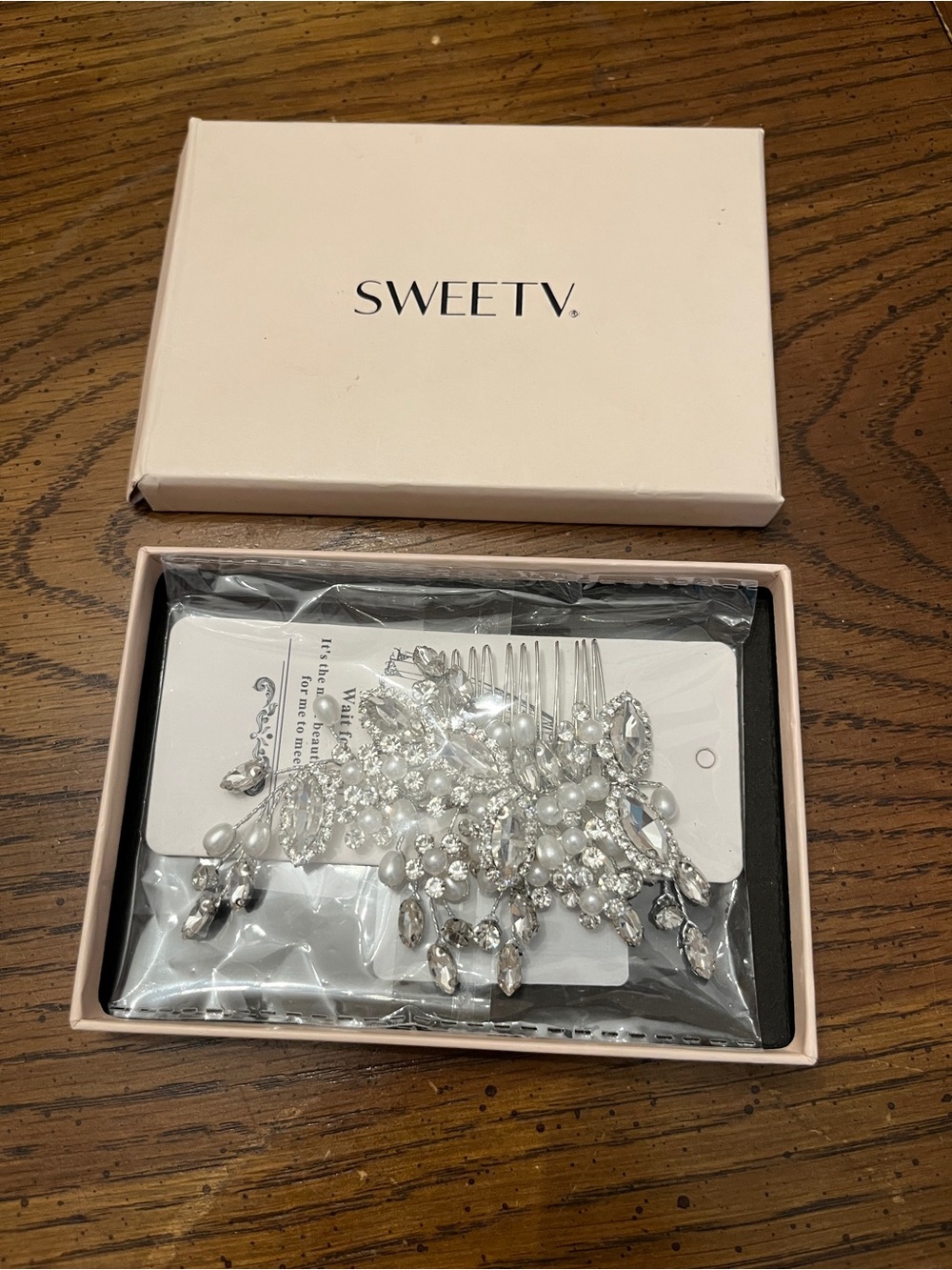 SWEETV Silver Pearl & Crystal Bridal Hair Comb, new with tags